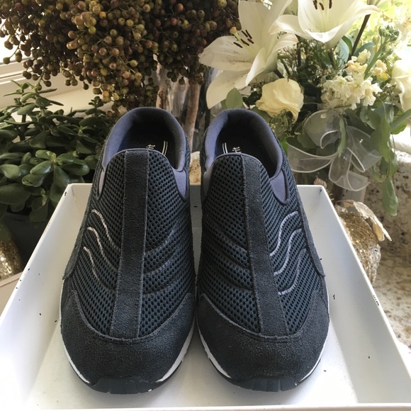 easy spirit shoes size 12